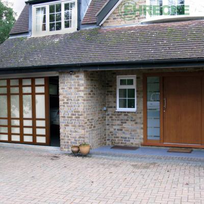 Seitensektionaltor für die Garage